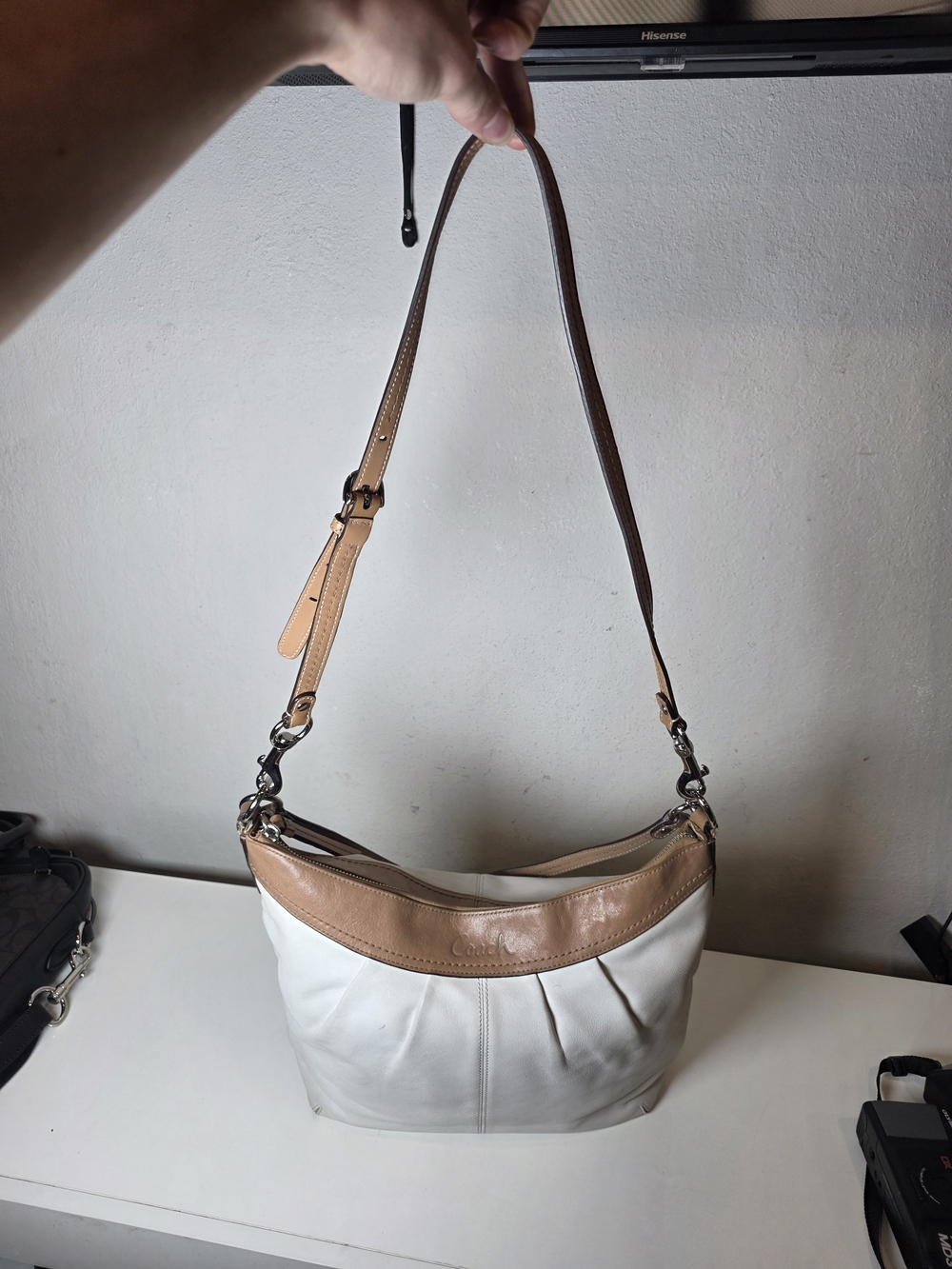 Coach Two-Tone Leather Hobo Bag in White and Tan - Picture 2 of 9